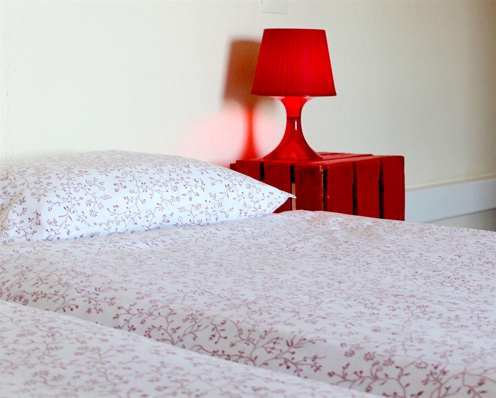 Supernova Hostel Porto Bagian luar foto