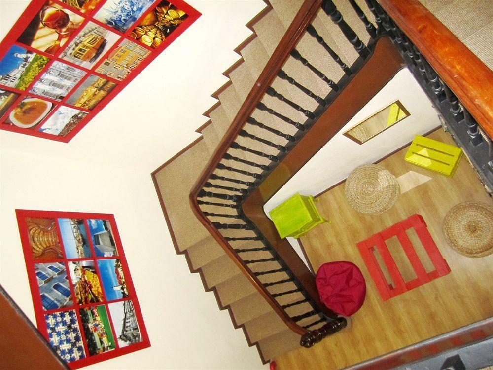 Supernova Hostel Porto Bagian luar foto