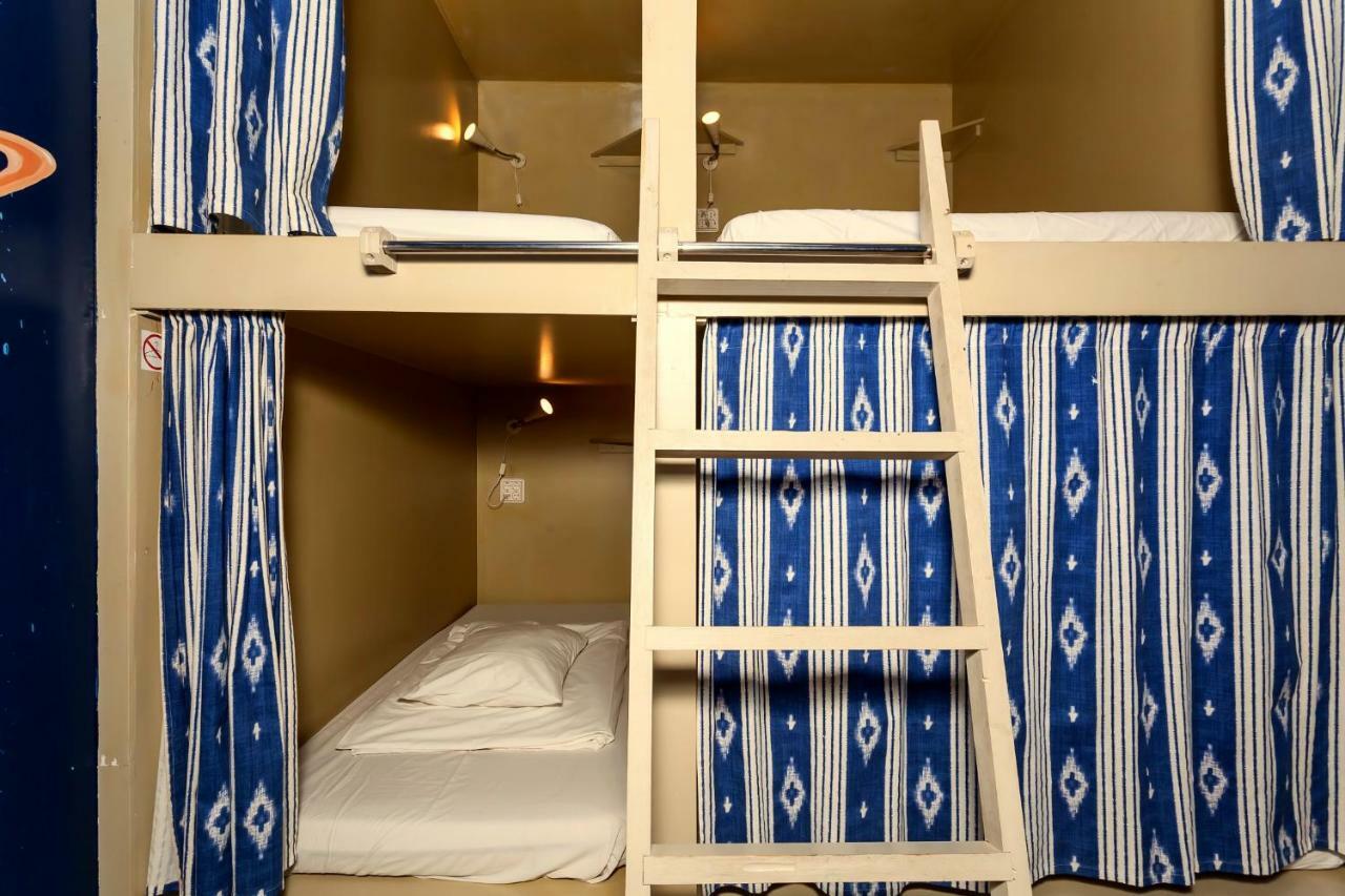Supernova Hostel Porto Bagian luar foto