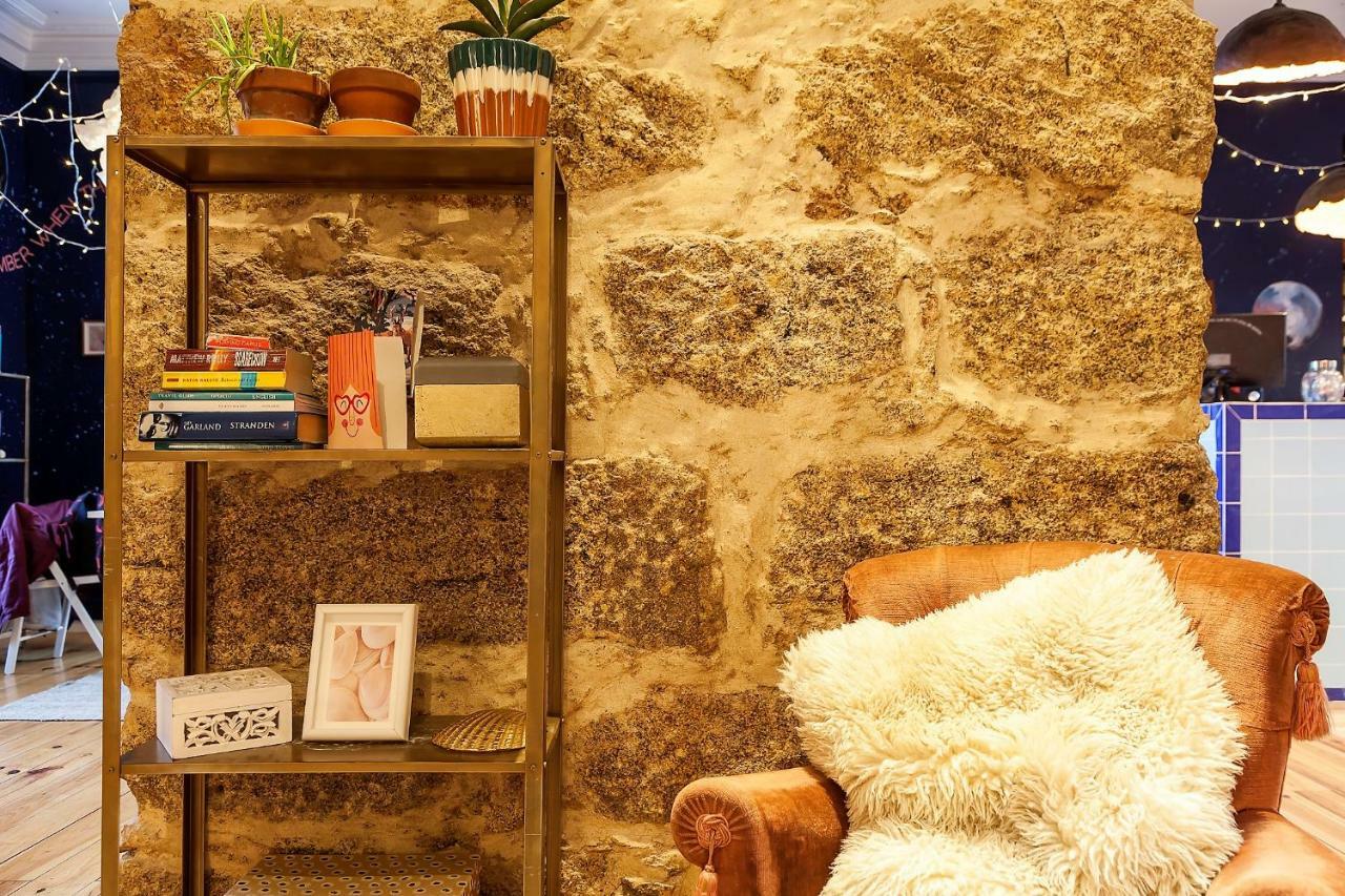 Supernova Hostel Porto Bagian luar foto
